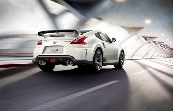 Photograph Carl Lyttle Gtr Nismo Rear on One Eyeland
